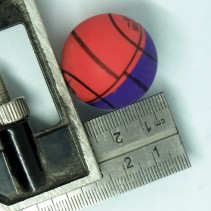 Piłeczka kauczukowa koszykówka 3 cm – rzeczywista średnica i wymiar